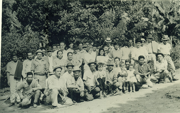 El Sindicato de Aparceros y Arrendatarios del Valle del Risaralda poco antes de las elecciones legislativas de 1966.