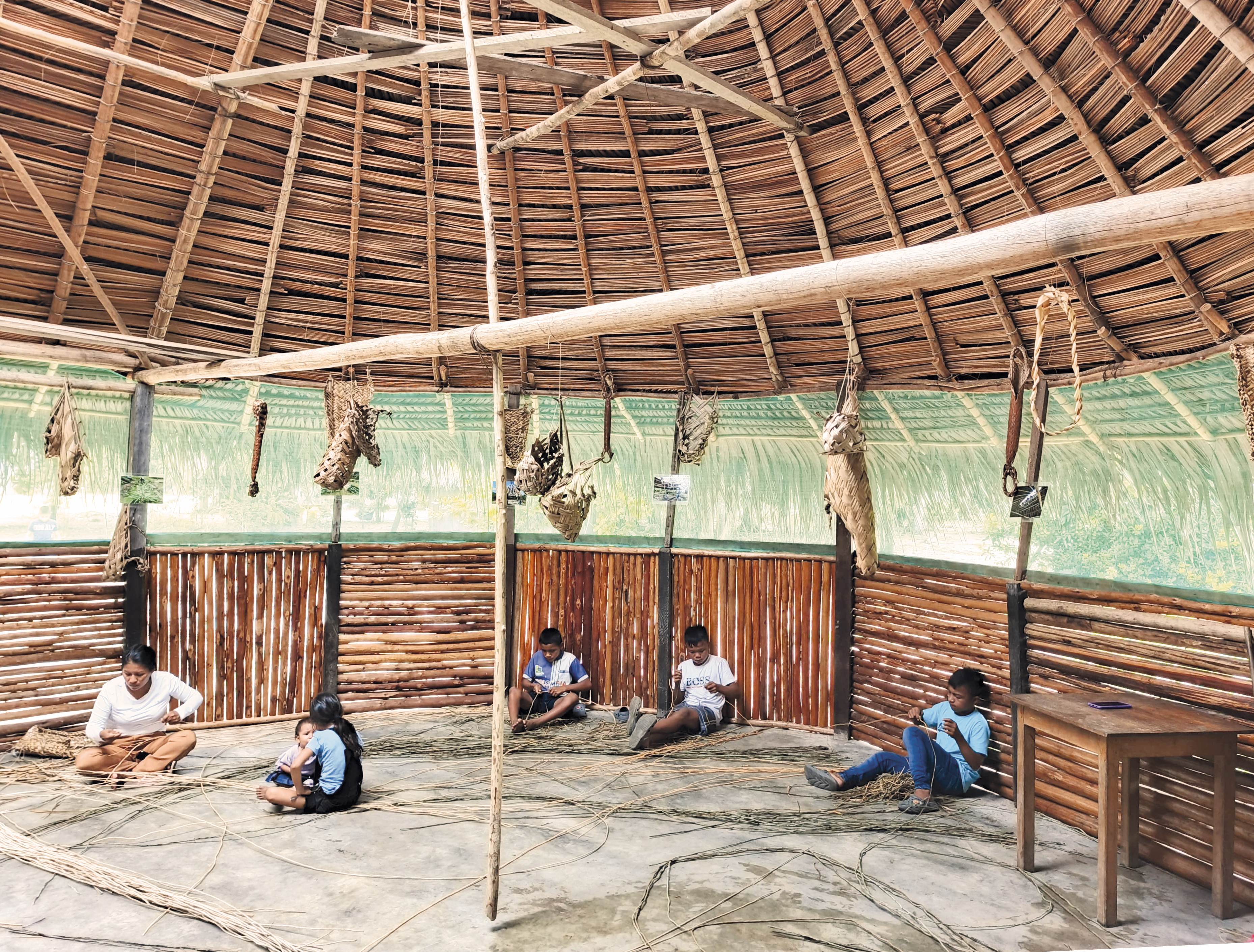 Escuela de tejido. Comunidad La Urbana, Selva de Matavén, Vichada
