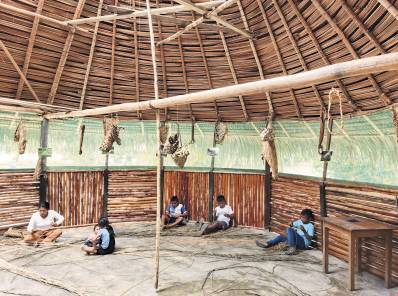 Escuela de tejido. Comunidad La Urbana, Selva de Matavén, Vichada